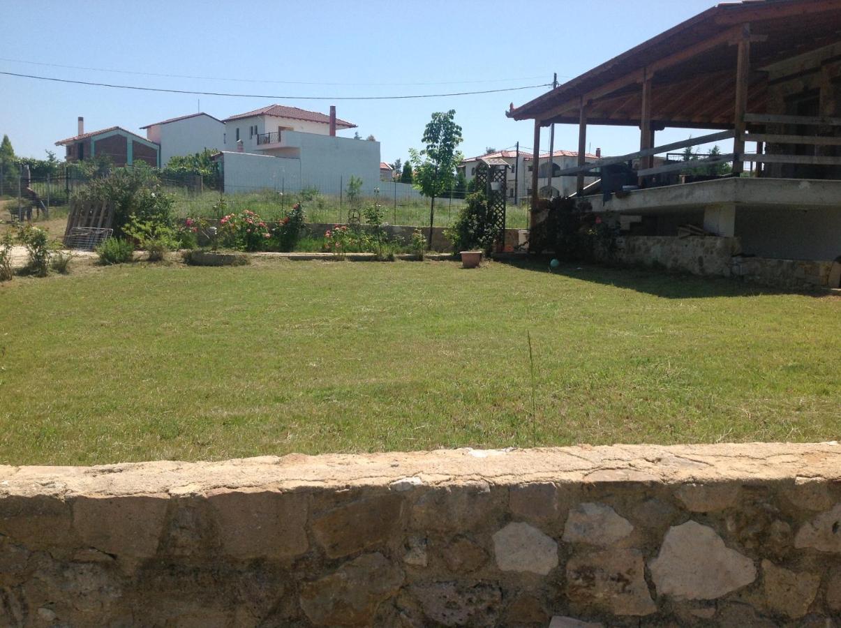 Peaceful Apartments In Elani Bagian luar foto