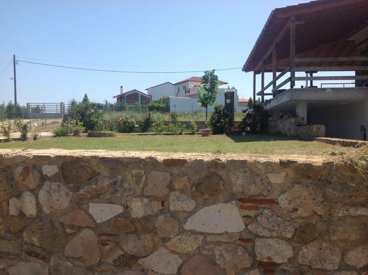 Peaceful Apartments In Elani Bagian luar foto