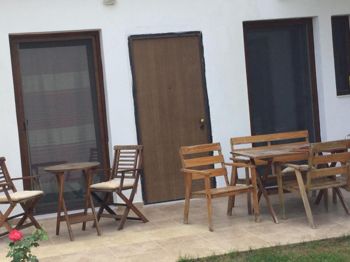 Peaceful Apartments In Elani Bagian luar foto