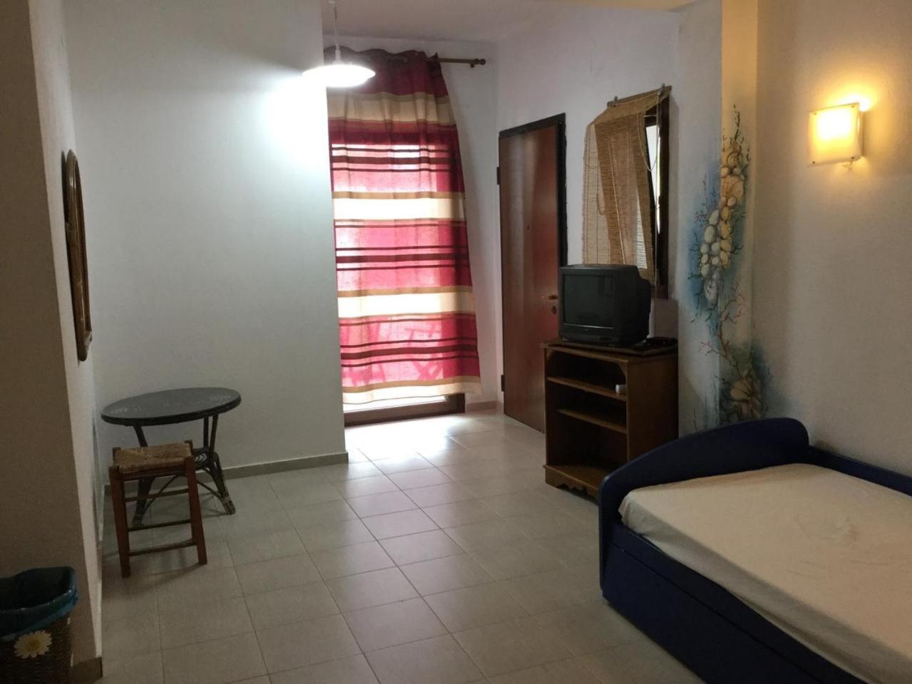 Peaceful Apartments In Elani Bagian luar foto