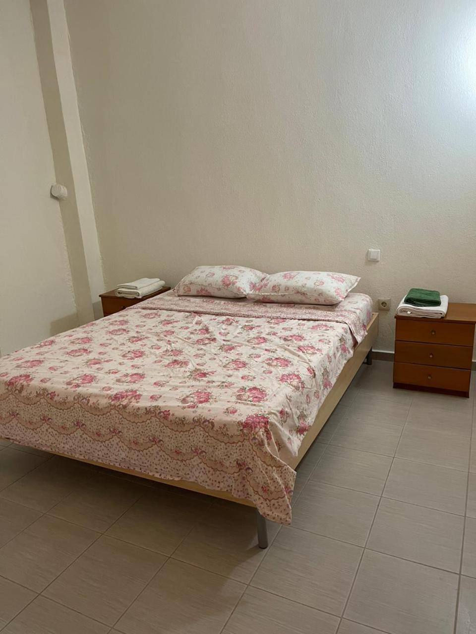Peaceful Apartments In Elani Bagian luar foto